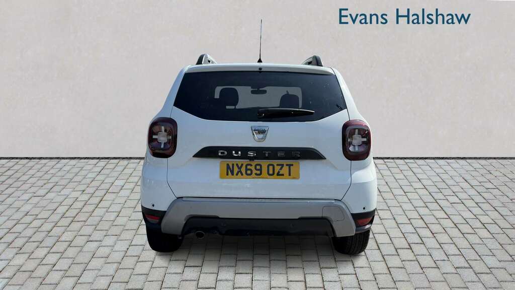 Dacia Duster 1.6 Sce Comfort 2019 White #3