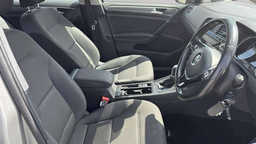 Volkswagen Golf 1.5 Tsi Evo 150 Se Nav Dsg 2019 VU19GNJ Silver #3
