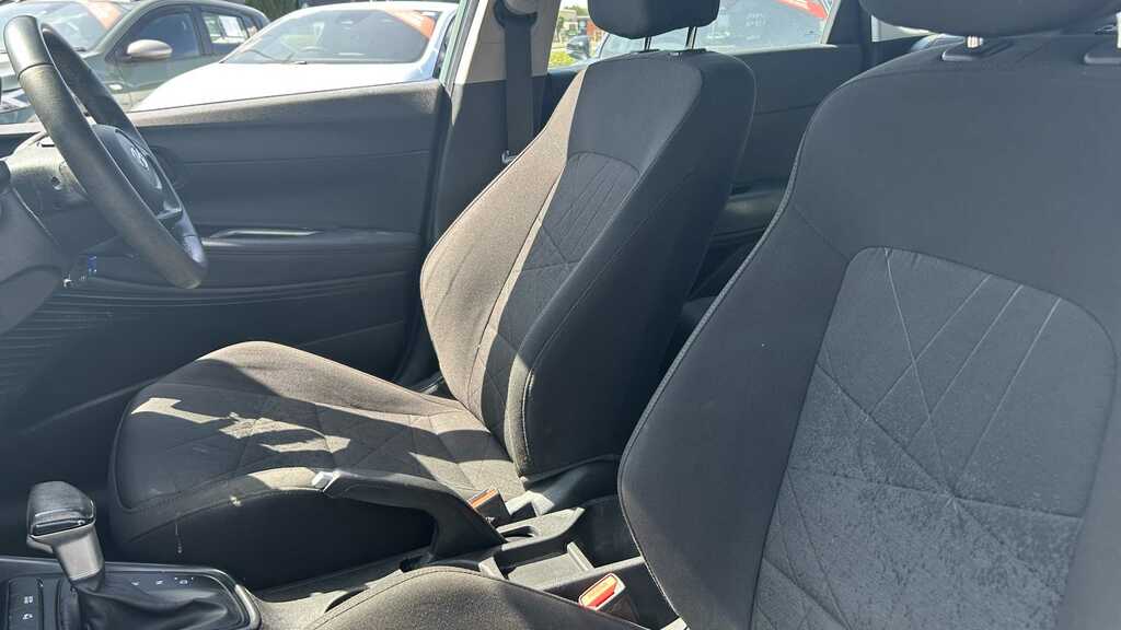 Hyundai Bayon Ultimate Grey #15