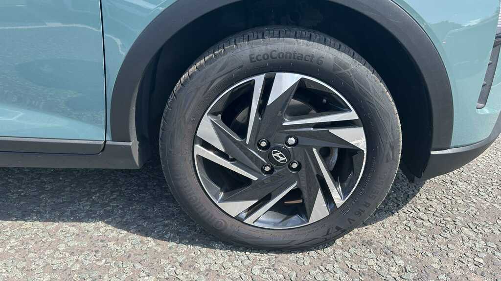 Hyundai Bayon Ultimate Grey #11