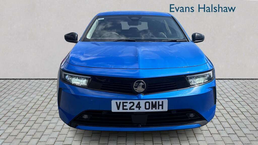 Vauxhall Astra 1.2 Turbo Design 2024 Blue #3