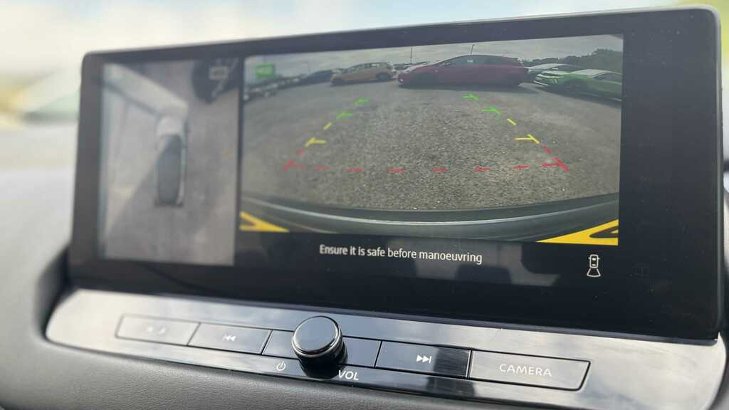 Nissan Qashqai Nissan Qashqai 1.5 E-power N-connecta Glass Roof Black #22