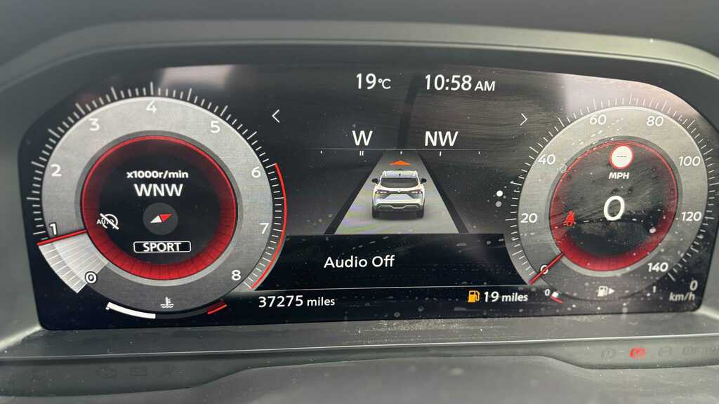 Nissan Qashqai Nissan Qashqai 1.5 E-power N-connecta Glass Roof Black #28
