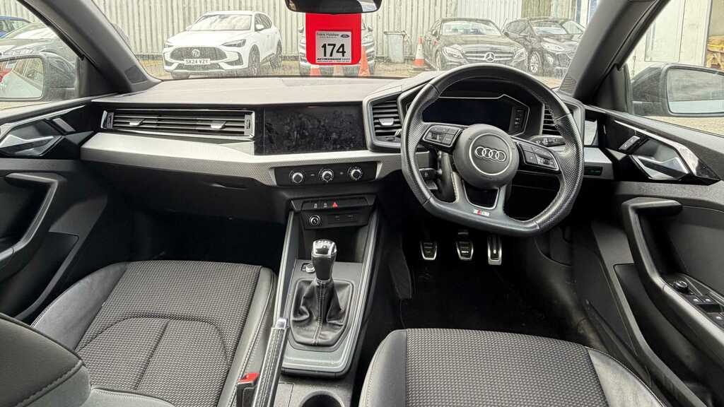 Audi A1 25 Tfsi Technik White #8