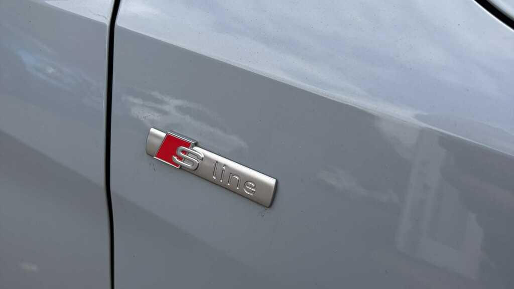 Audi A1 25 Tfsi Technik White #10