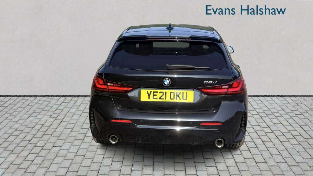 BMW 1 Series 118D M Sport Step 2021 YE21OKU Black #5