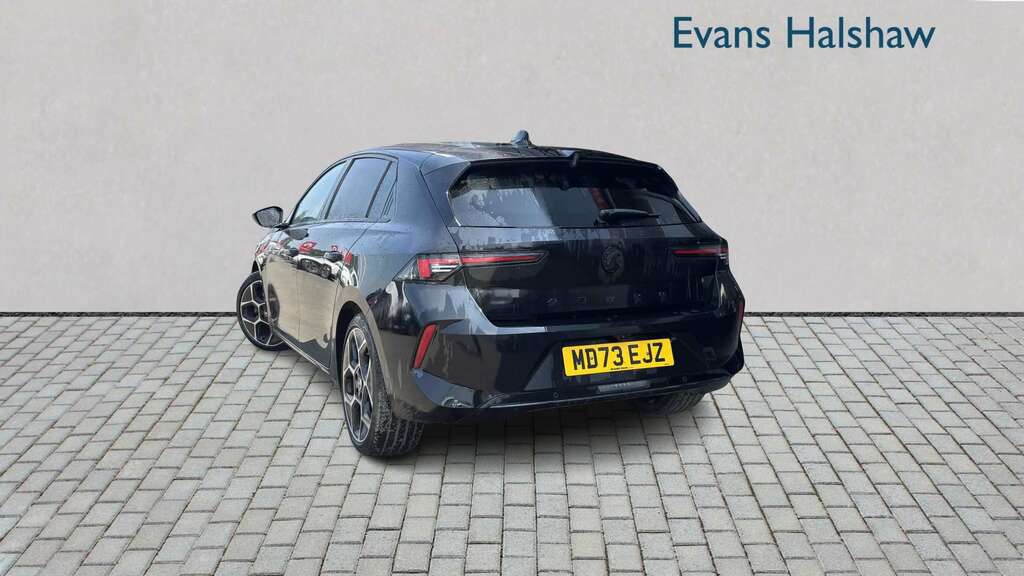 Vauxhall Astra 1.5 Turbo D Ultimate 2023 MD73EJZ Black #2