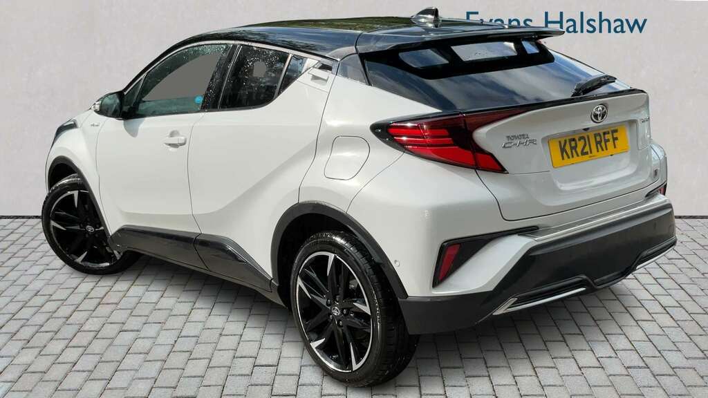 Toyota C-Hr 2.0 Hybrid Gr Sport Cvt 2021 White #2