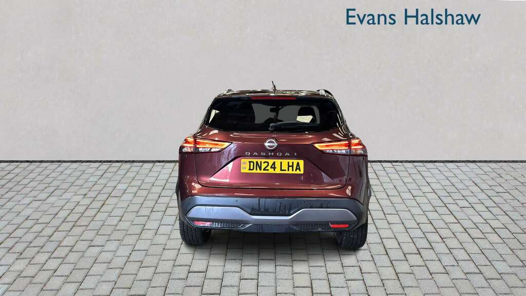 Nissan Qashqai 1.3 Dig-t Mh 158 N-connecta Xtronic 2024 DN24LHA Red #2