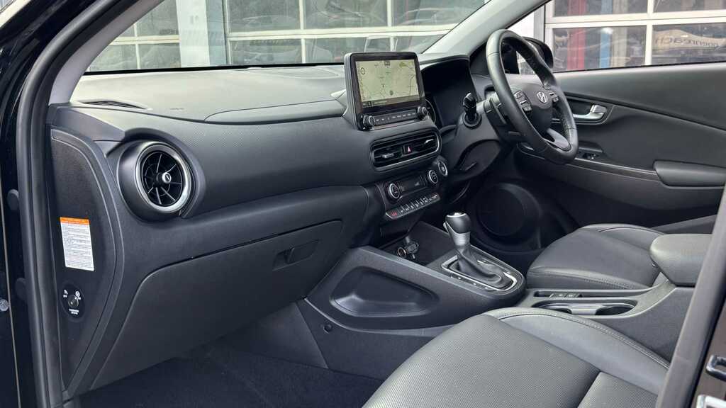 Hyundai Kona 1.6 Gdi Hybrid Ultimate Dct 2023 DS23UOE Black #6