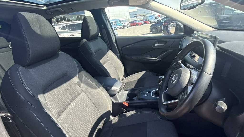 Nissan Qashqai 1.3 Dig-t Mh N-connecta 2024 DV73HNX Black #5