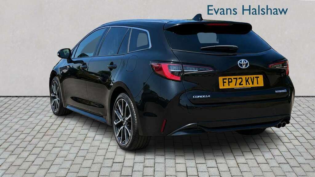 Toyota Corolla 1.8 Vvt-h Gr Sport Touring Sports Cvt Euro 6 Ss White #2