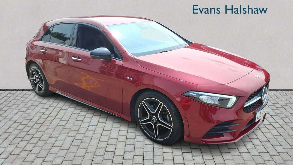 Mercedes-Benz A Class A200 Amg Line Premium Edition 2022 Red