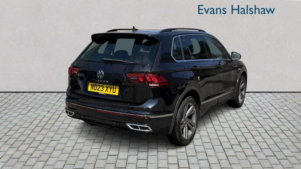 Volkswagen Tiguan 1.5 Tsi 150 R-line Edition Dsg 2023 ND23XYU Black #4