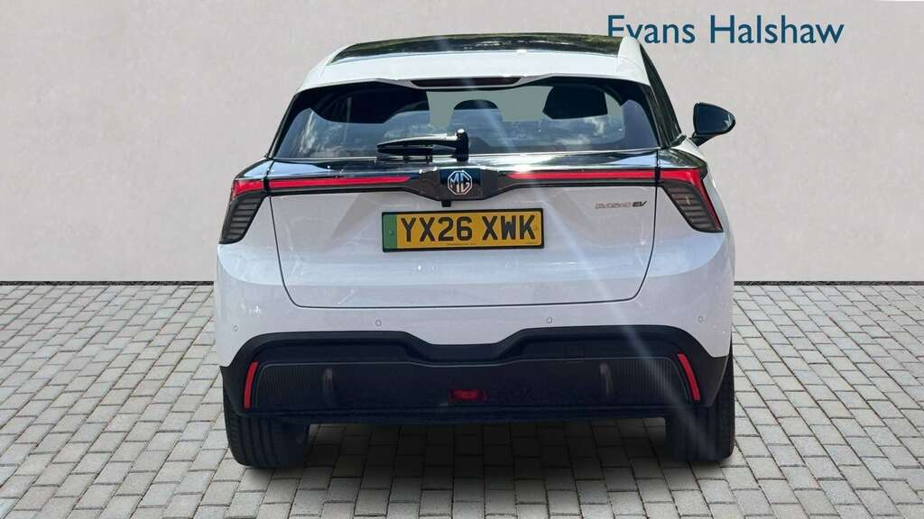 MG MG4 180Kw Premium Extended Range 77Kwh 2026 White #5