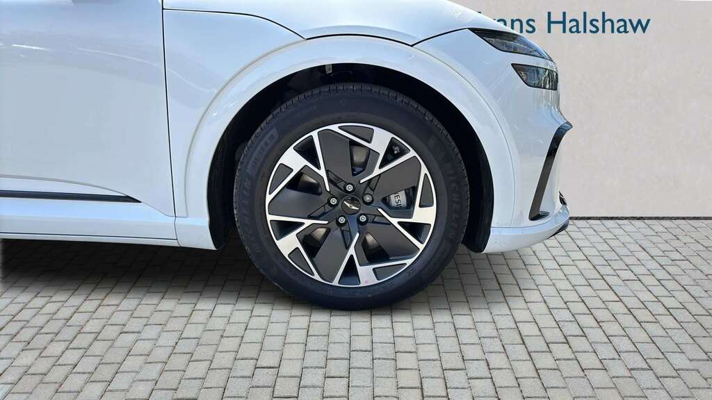 Genesis GV60 168Kw Pure 84Kwh 2026 White #5