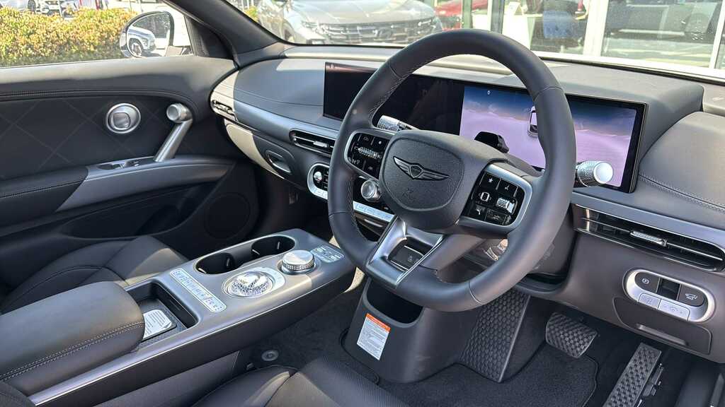 Genesis GV60 168Kw Pure 84Kwh 2026 White #6