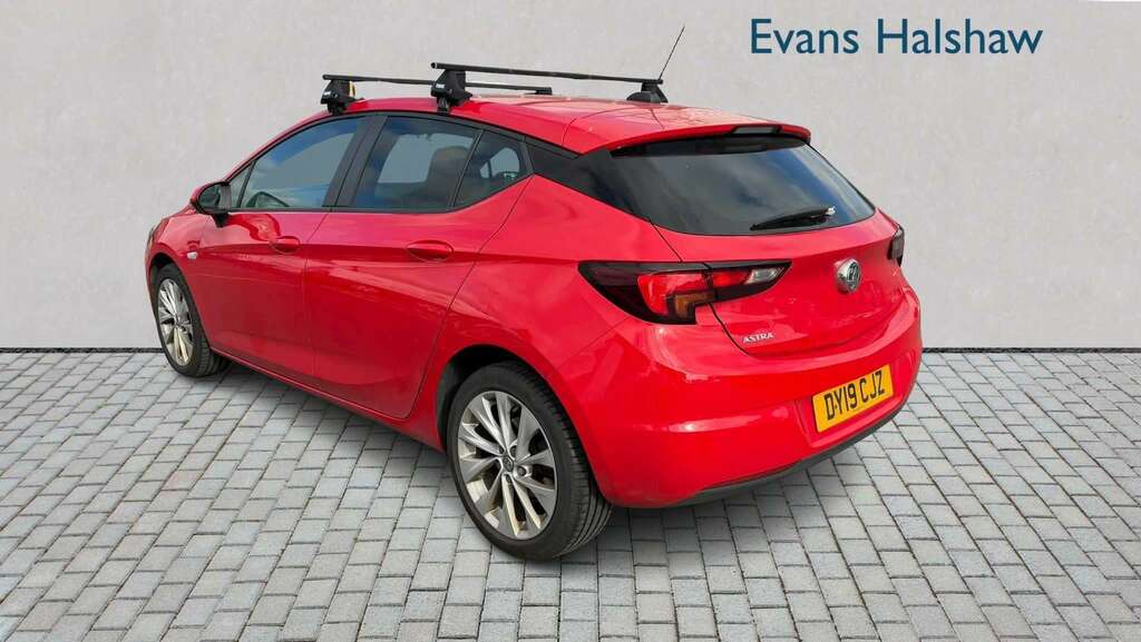 Vauxhall Astra 1.4T 16V 125 Tech Line Nav 2019 Red