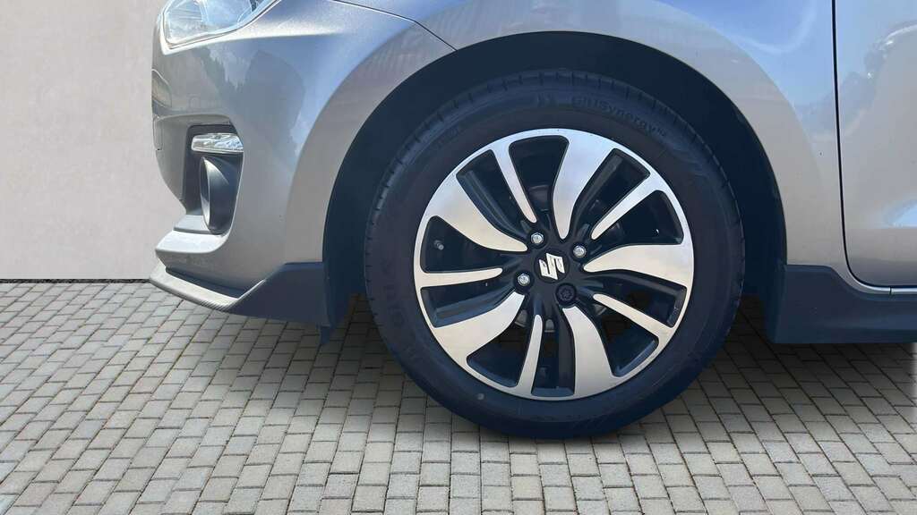 Suzuki Swift 1.2 Dualjet Attitude 2019 Silver #3