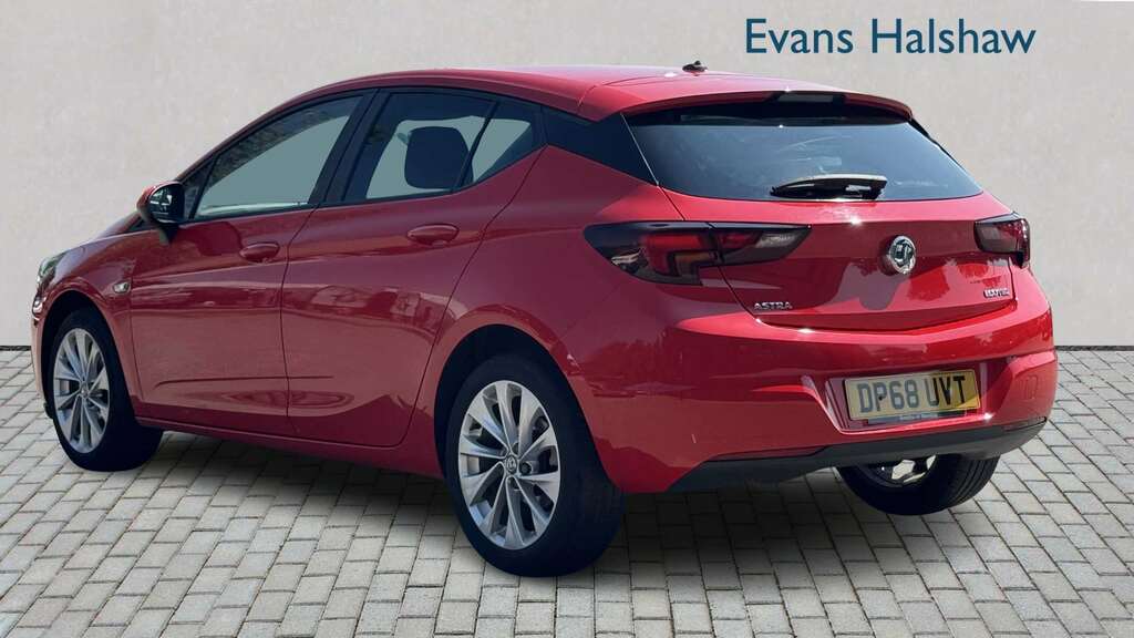 Vauxhall Astra 1.0T Ecotec Design 2018 DP68UVT Red #3