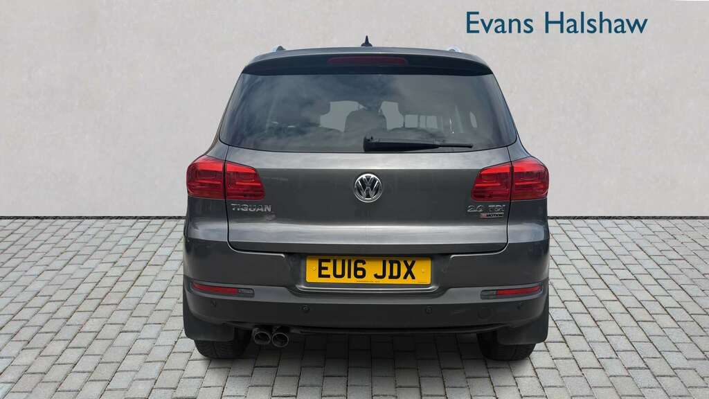 Volkswagen Tiguan 2.0 Tdi Bluemotion Tech Match Edition 150 Dsg EU16JDX Grey #3