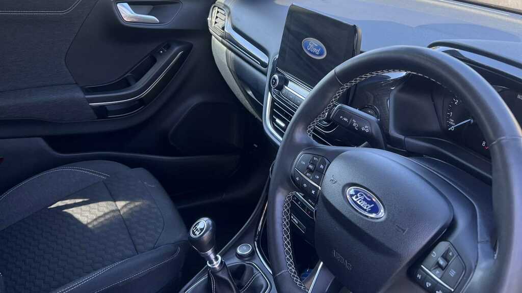 Ford Puma Hatchback Blue #8