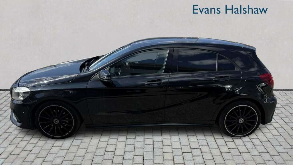 Mercedes-Benz A Class A180d Amg Line Executive 2017 LS67MWU Black #4