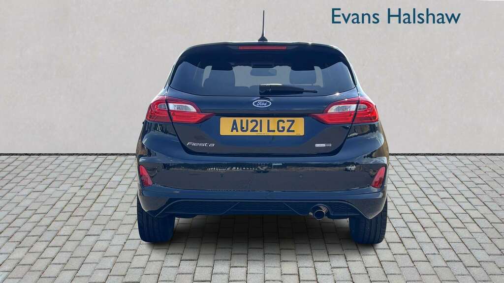 Ford Fiesta Titanium Red #3