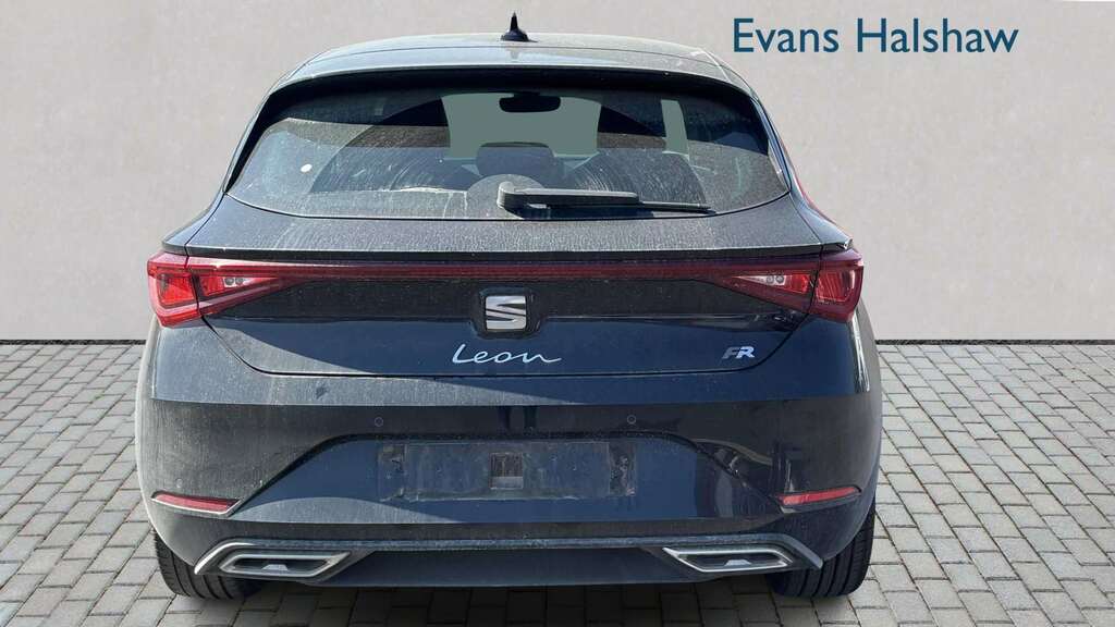 Seat Leon 1.5 Tsi Evo 150 Fr 2021 FN21MLJ Black #3