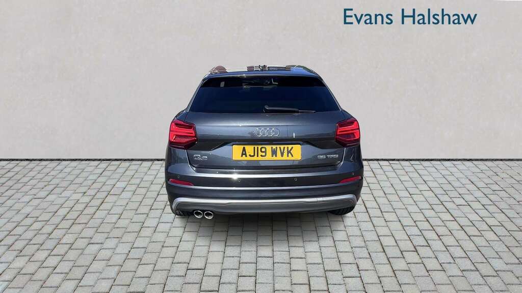 Audi Q2 35 Tfsi S Line S Tronic 2019 AJ19WVK Grey #3