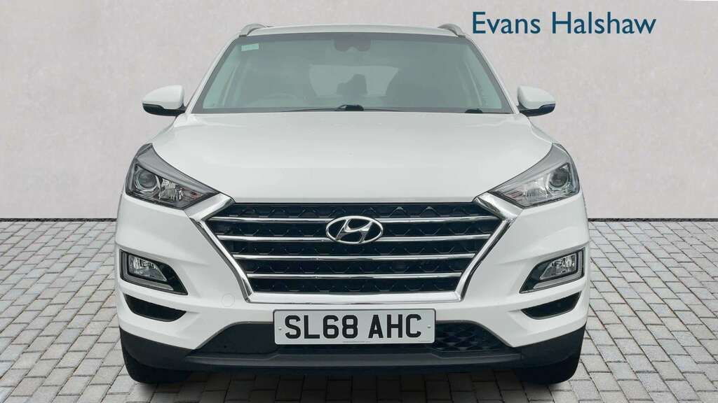 Hyundai Tucson 1.6 Gdi Premium 2Wd 2018 SL68AHC White #4