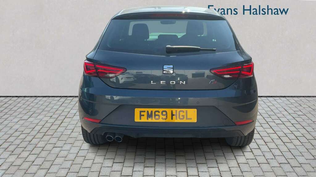 Seat Leon 1.5 Tsi Evo 150 Fr Black Edition Ez Dsg 2020 FM69HGL Grey #4