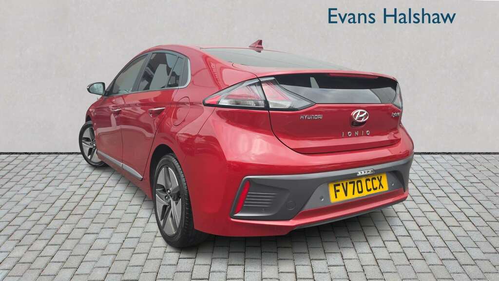 Hyundai Ioniq 1.6 Gdi Hybrid Premium Se Dct 2020 Red