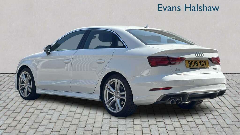 Audi A3 1.5 Tfsi S Line 2018 White #2