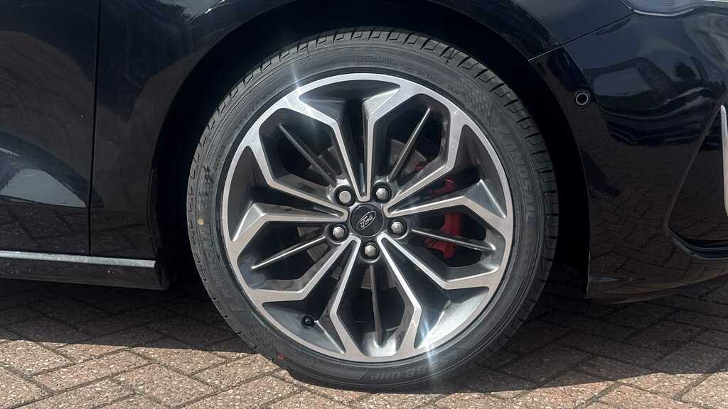 Ford Focus 1.0 Ecoboost Hybrid Mhev 155 St-line Vignale 2 GJ72OOV Black #6