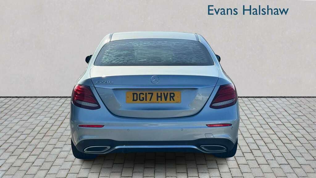 Mercedes-Benz E Class E220d Amg Line 9G-tronic 2017 Silver #4