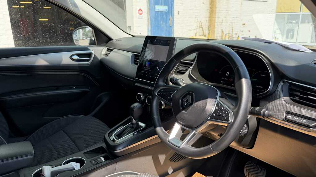 Renault Arkana 1.6 E-tech Full Hybrid 145 Techno 2024 Black #3