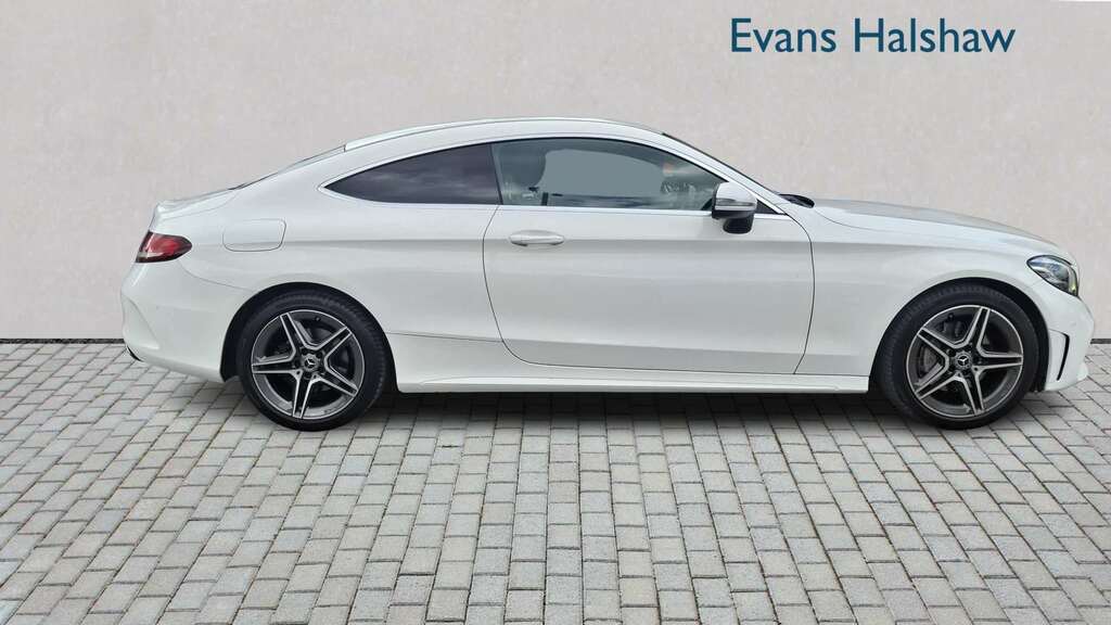 Mercedes-Benz C Class C220d Amg Line 9G-tronic 2020 KE69TEJ #4