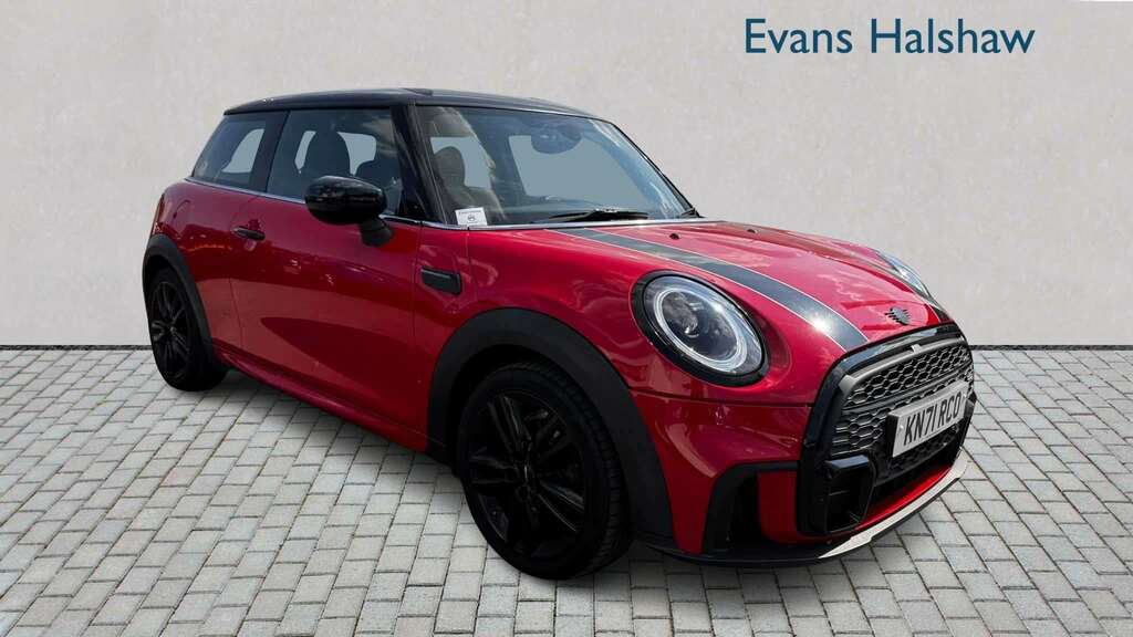 Mini Hatch 1.5 Cooper Sport 2022 KN71RCO Red #2