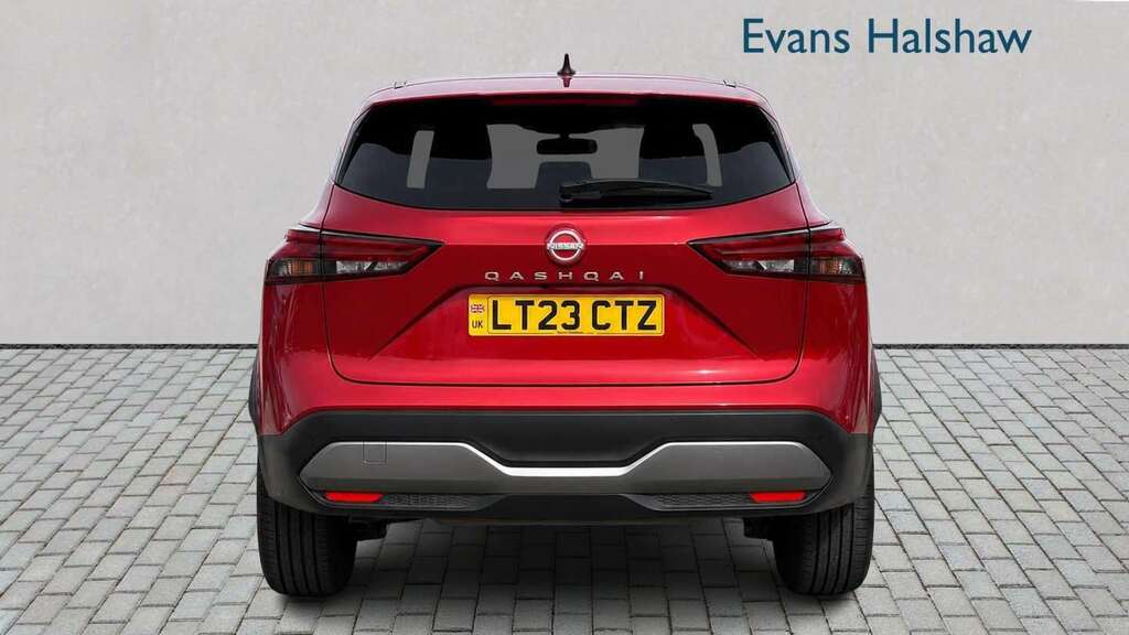 Nissan Qashqai 1.3 Dig-t Mh 158 N-connecta Xtronic 2023 LT23CTZ Red #3
