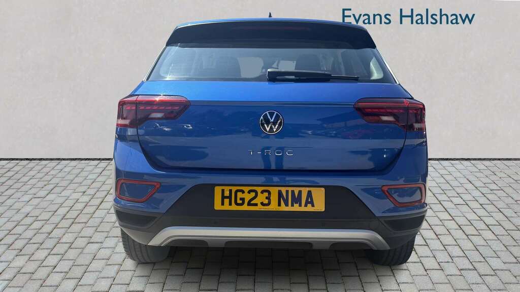 Volkswagen T-Roc 1.5 Tsi Life 2023 HG23NMA Blue #4