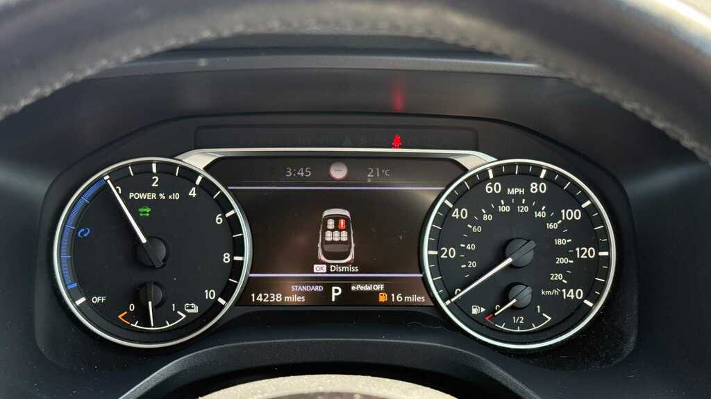 Nissan Qashqai 1.5 E-power Acenta Premium 2023 YX23RFO Red #6