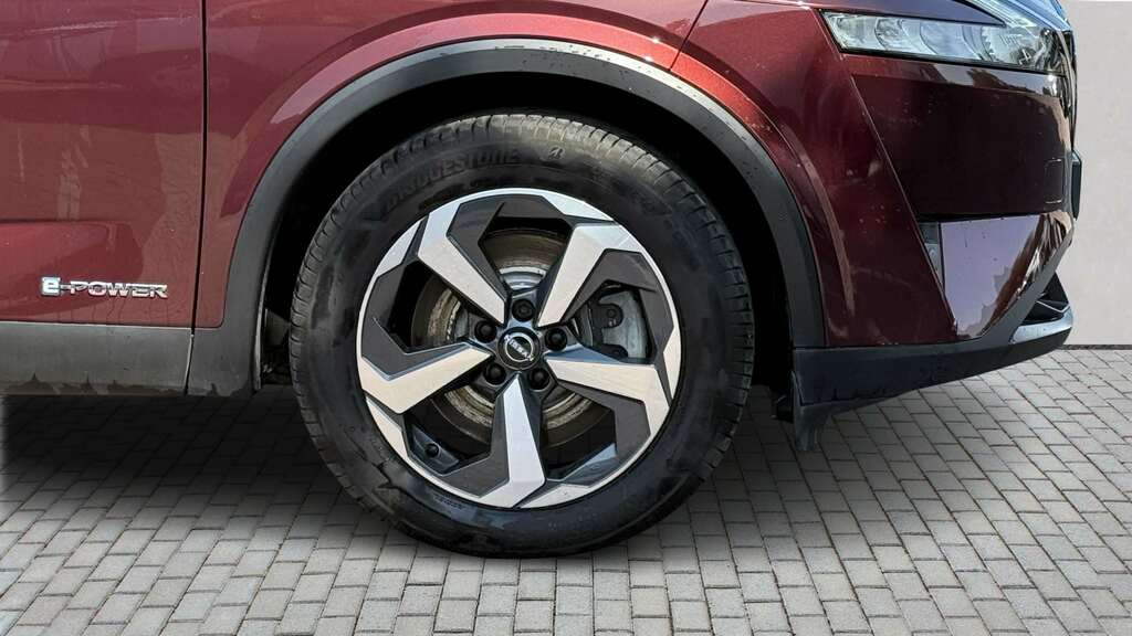 Nissan Qashqai 1.5 E-power Acenta Premium 2023 YX23RFO Red #5