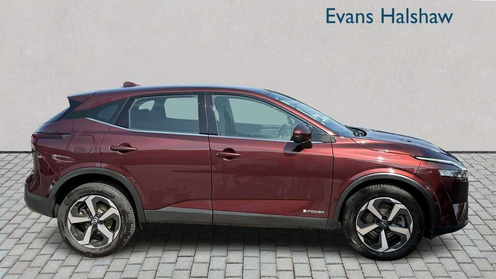 Nissan Qashqai 1.5 E-power Acenta Premium 2023 YX23RFO Red #4