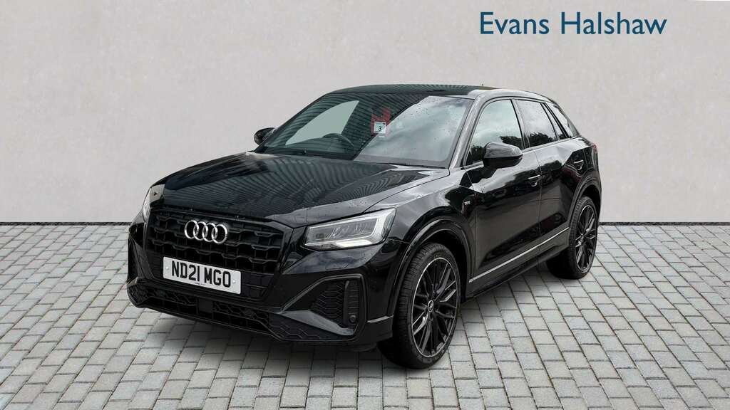 Audi Q2 35 Tfsi Black Edition 2021 Black #2