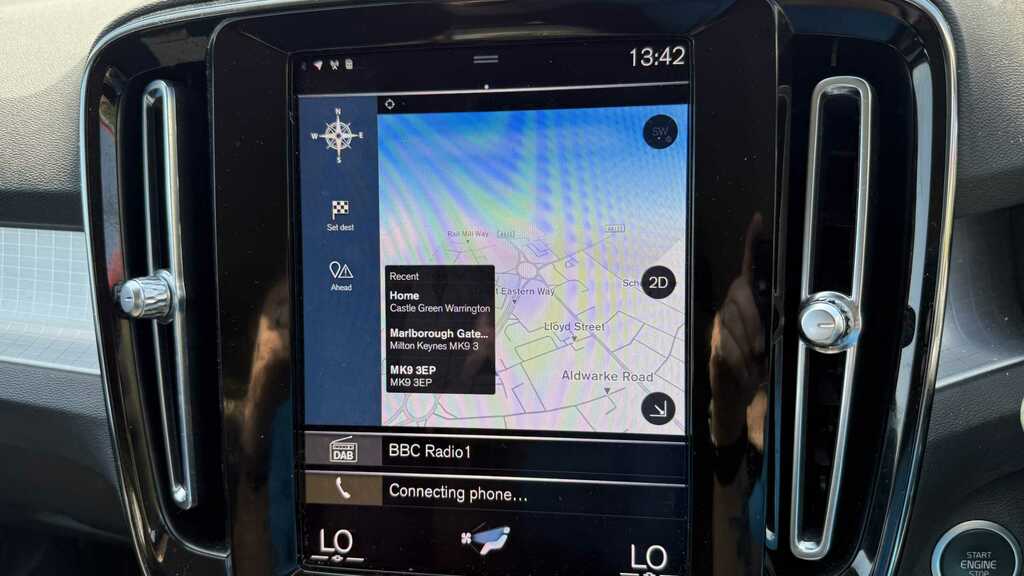 Volvo XC40 Core Blue #17