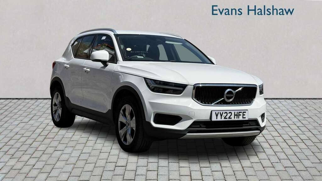 Volvo XC40 1.5 T3 163 Momentum Geartronic 2022 White