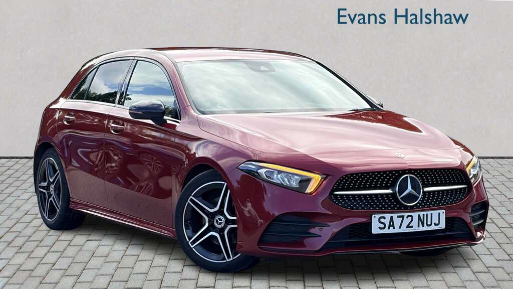 Mercedes-Benz A Class A180 Amg Line Executive 2022 Red