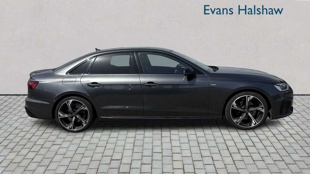 Audi A4 35 Tfsi Black Edition S Tronic 2022 Grey #2