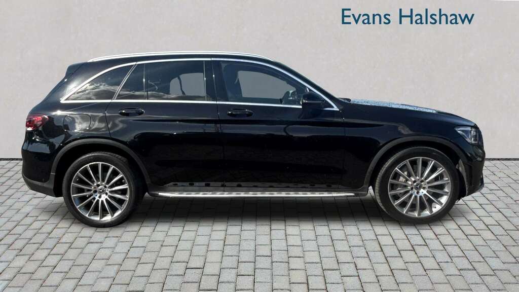 Mercedes-Benz GLC Class 220D 4Matic Amg Line Premium 9G-tronic 2019 YB69CDK Black #5